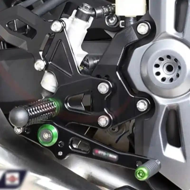 CNC Racing Footrest Assembly Kawasaki Z900